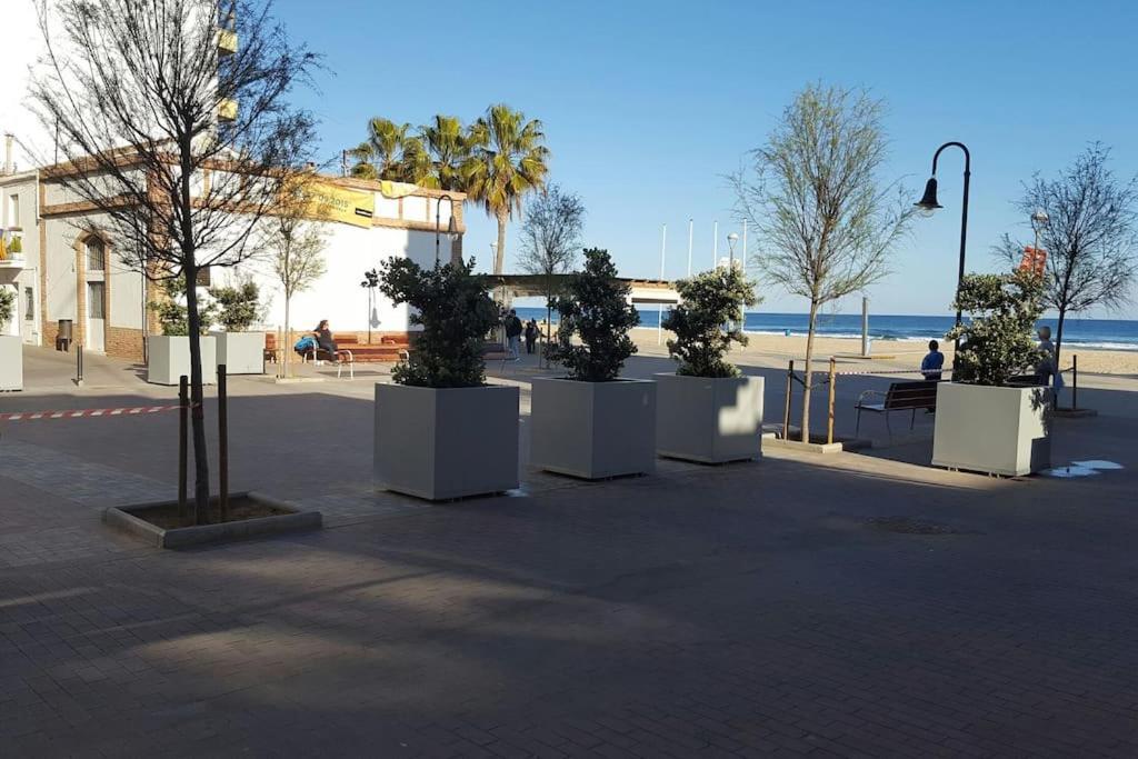 Increible Casa Frente Al Mar , Planta Baja Apartment Torredembarra Exterior photo
